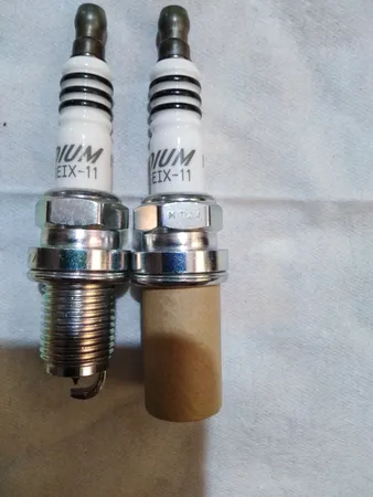 شمع خودرو ان جی کی مدل BKR6EIX-11