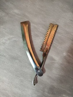 دسته تیغ اصلاح ابرو رویال مدل E57