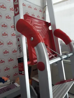 نردبان 7 پله راد مدل کاسپین