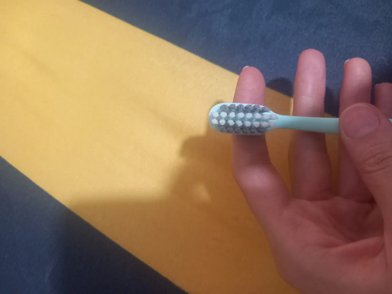 مسواک میسویک مدل کلینیکال با برس متوسط