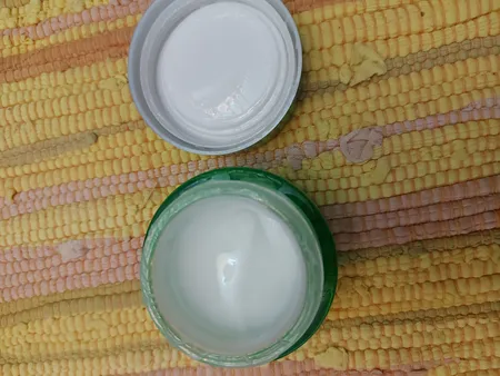 کرم مرطوب کننده بایو آکوا مدل Aloe Vera Essence حجم 50 میلی لیتر