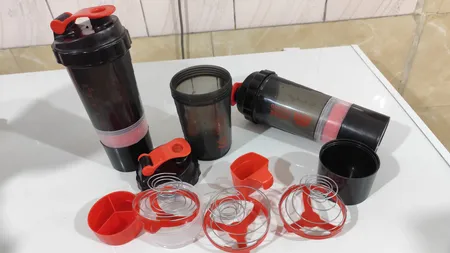 شیکر اسپایدر مدل SR2233 گنجایش 0.5 لیتر