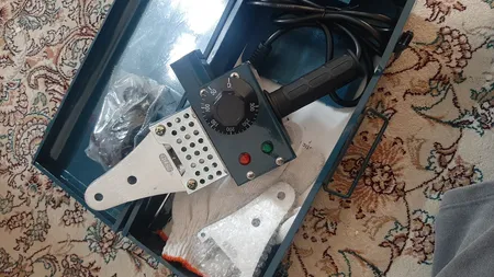 دستگاه اتو لوله سبز باس مدل 1800 وات