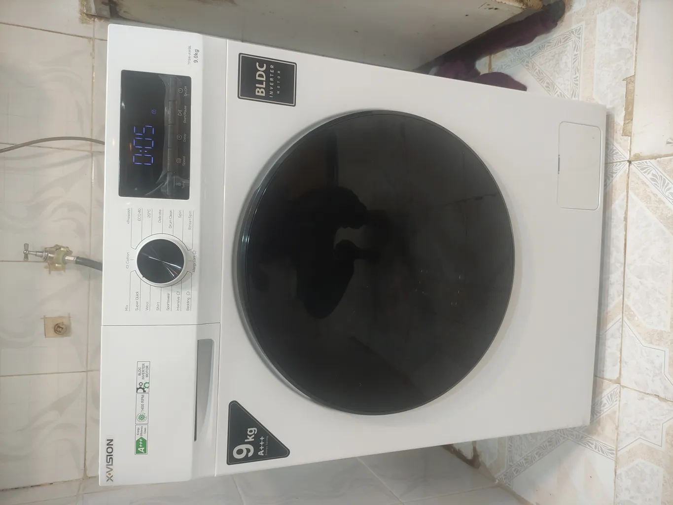 ماشین لباسشویی اتوماتیک ایکس ویژن مدل TF94-AWBL/ASBL ظرفیت 9 کیلوگرم ماشین لباسشویی اتوماتیک ایکس ویژن مدل TF94-AWBL/ASBL ظرفیت 9 کیلوگرم