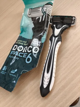 خودتراش دورکو مدل 6blade-vit E-Aloe Vera تحت لیسانس