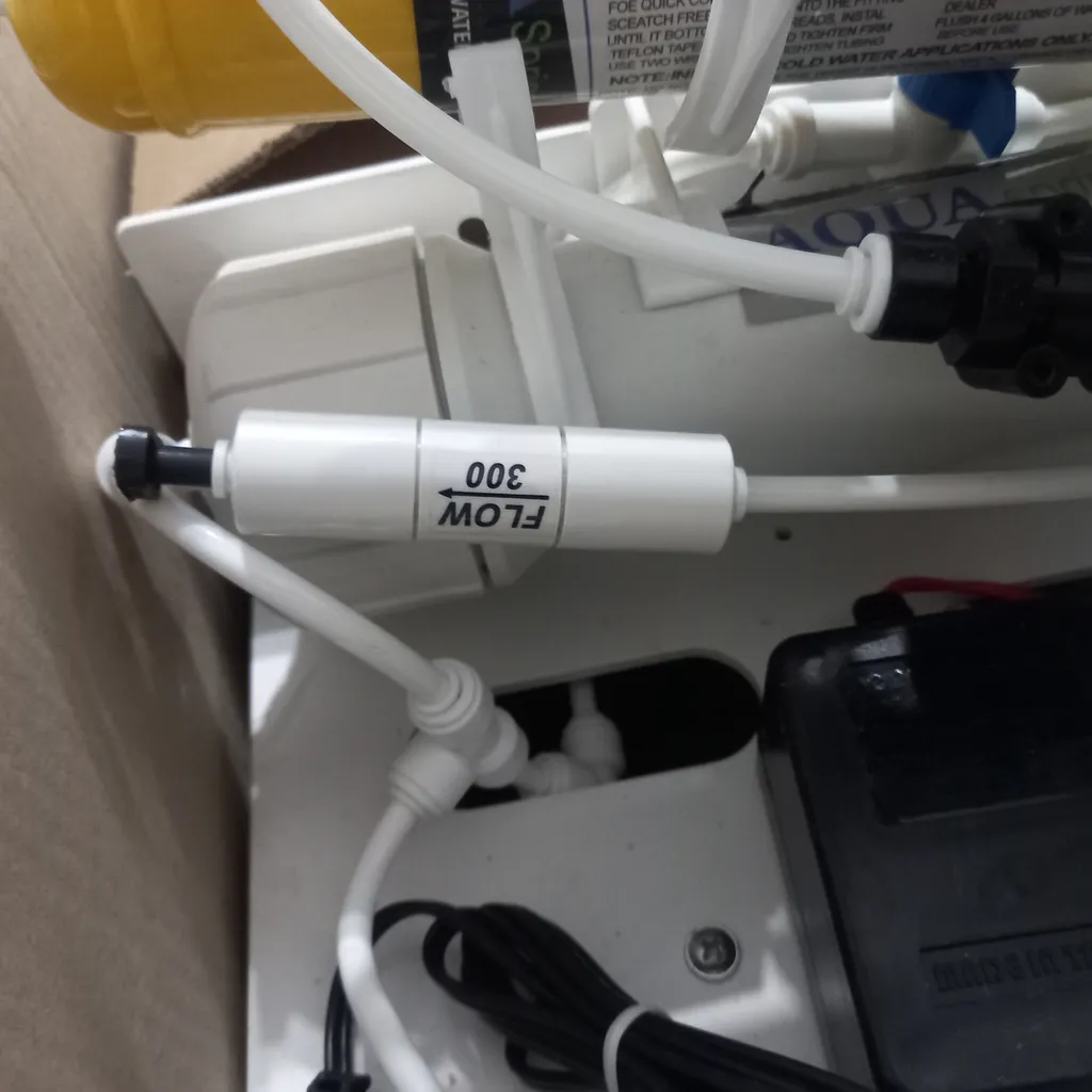 دستگاه تصفیه کننده آب آکوآ اسپرینگ مدل UF - SF4800 به همراه کیت نشتی گیر