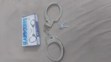 دستبند اسباب بازی مدل police-2