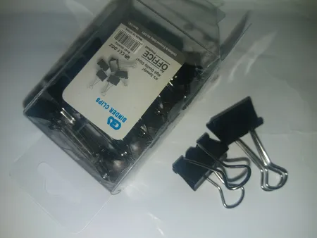 گیره کاغذ سی بی اس سایز 19 میلی متر بسته 12 عددی