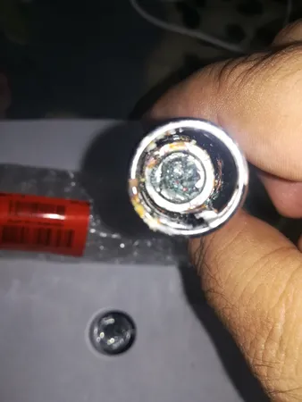 چراغ قوه مونتین ولف مدل Q5