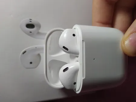 هدست بلوتوثی مدل AIRPODS 2