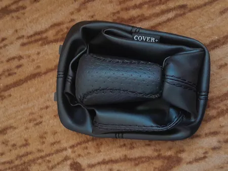 روکش فرمان کاور پلاس مدل PR-LUXE-RD به همراه سردنده وگردگیر و روکش ترمزدستی و کاور سویچ مناسب برای پراید