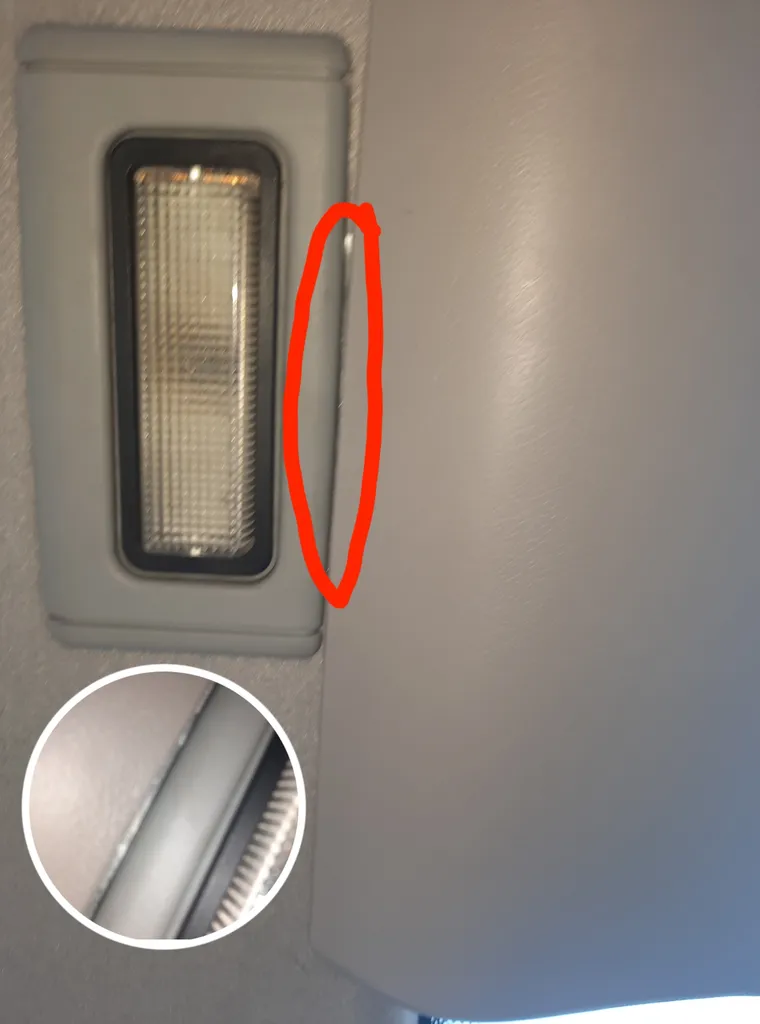 چراغ خطر سوم جمع ساز مدل JT123 مناسب برای پژو پارس