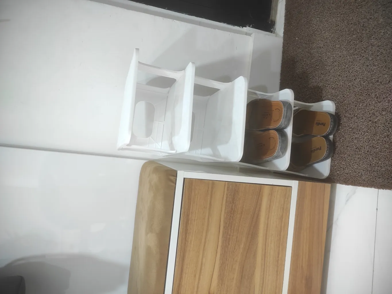 جاکفشی مدل کالافان 4 طبقه