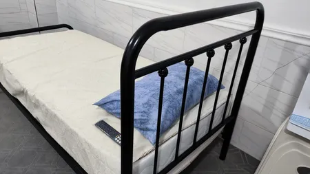 تختخواب یک نفره کد TF12 سایز 90x200 سانتی متر