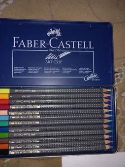 مداد رنگی 12 رنگ فابر کاستل مدل Art Grip