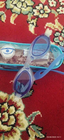 عینک شنا مدل کیفی 1600