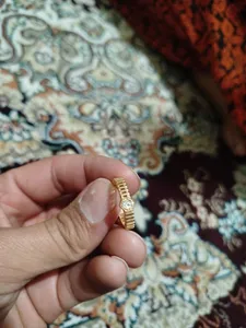 تجریه خرید انگشتر طلا 18 عیار زنانه بان گالری مدل باسیلیکا