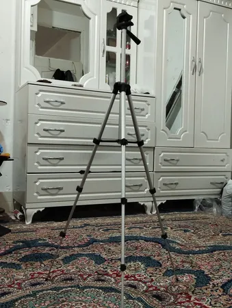 سه پایه دوربین ای ال وی مدل 3110