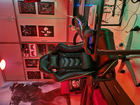 صندلی گیمینگ ریزر مدل parla