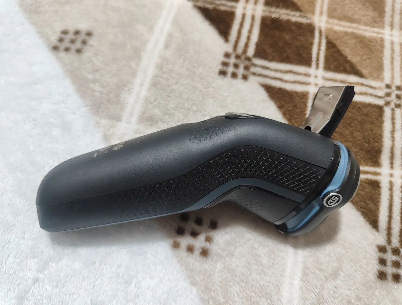 ماشین اصلاح موی صورت فیلیپس مدل S3144