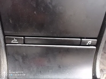 کلید پنل ضبط و جا سیگاری خودرو چیکال مدل P-103&104 مناسب برای پژو 405 بسته 2 عددی