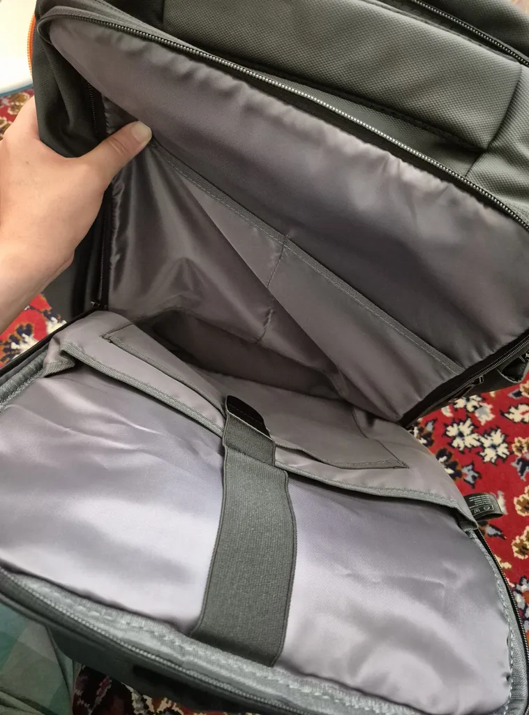 کوله پشتی لپ تاپ بنج مدل D-1909 مناسب برای لپ تاپ 17 اینچی و بزرگتر