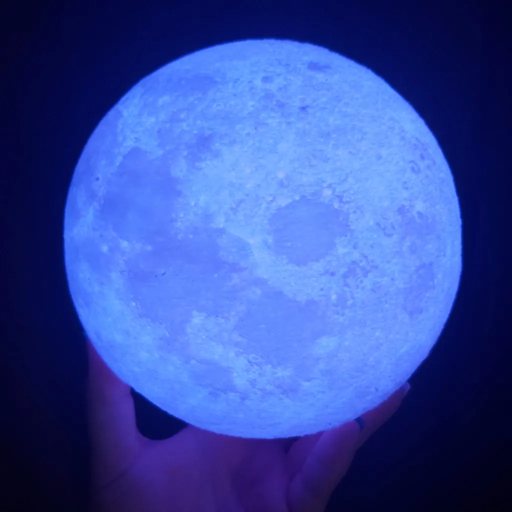 چراغ خواب مدل MOON LIGHT 3D