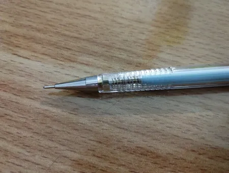 مداد نوکی پنتر مدل Glass قطر نوشتاری 0.7 میلی متر