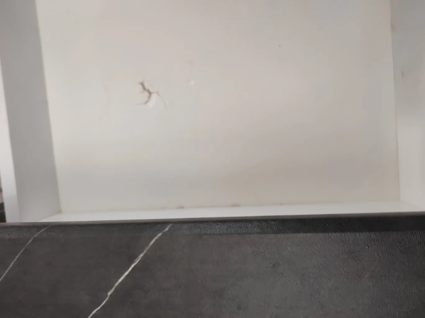 میز جلومبلی و میز عسلی مدل لیندا مجموعه 4 عددی