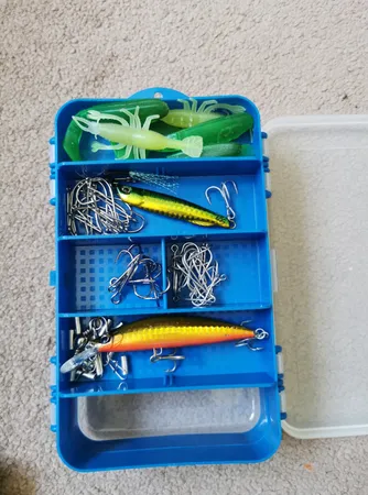 جعبه لوازم ماهیگیری مدل دو طرفه