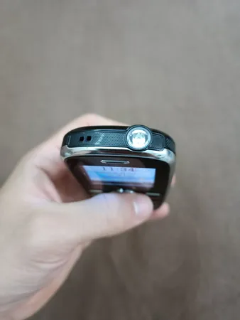 گوشی موبایل جی ال ایکس مدل F8 دو سیم کارت