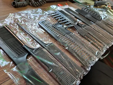 شانه مو کد 01 مجموعه 10 عددی