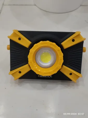 چراغ شارژی کنزاکس مدل KPL-1100