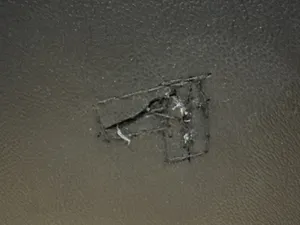 تجریه خرید مبل چهار نفره مدل لمسه به همراه میز