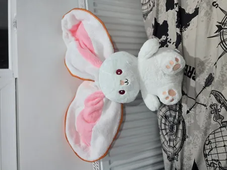 عروسک طرح خرگوش میوه ای مدل توت فرنگی کد 110 ارتفاع 50 سانتی‌ متر