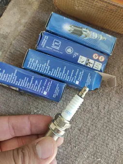 شمع خودرو شمع نور مدل FR7dc بسته 4 عددی