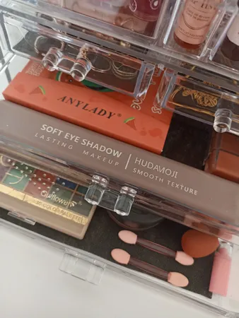 استند لوازم آرایشی مدل Cosmetic