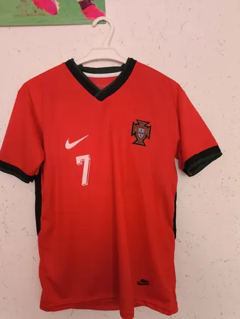 ست سه تکه لباس ورزشی پسرانه طرح تیم ملی پرتغال مدل رونالدو 2024- تولید ایران