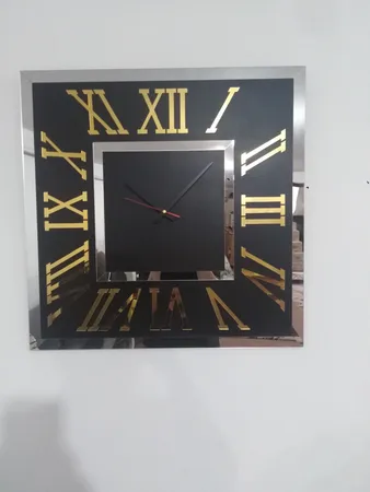 ساعت دیواری اِلِنسی مدل Roniya