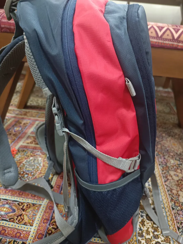 کوله پشتی کوهنوردی 32 لیتری دیوتر مدل TALON