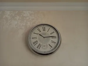 تجریه خرید ساعت دیواری لوتوس مدل 20500CARLO