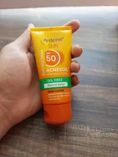 تجریه خرید کرم ضد آفتاب آردن سان مدل Natural Beige وزن 50 گرم