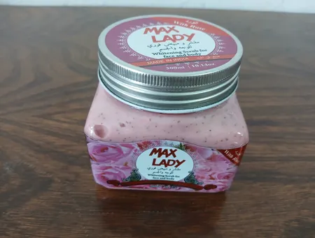 اسکراب لایه بردار پوست مکس لیدی مدل رز حجم 300 میلی لیتر