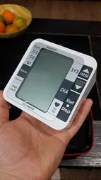 فشارسنج بازویی دیجیتال گلامور مدل TMB-1112