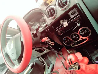 دور فرمان طرح چرم مدل کلاسیک کد 101