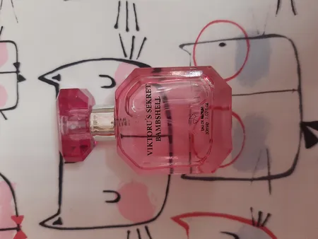 عطر جیبی زنانه ان وی مدل ویکتوریا سکرت بامشل حجم 25 میلی لیتر