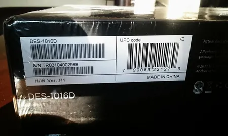 سوییچ 16 پورت غیر مدیریتی و دسکتاپ دی-لینک مدل DES-1016D