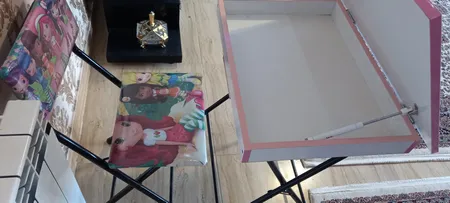 ست میز تحریر و صندلی طرح توت فرنگی