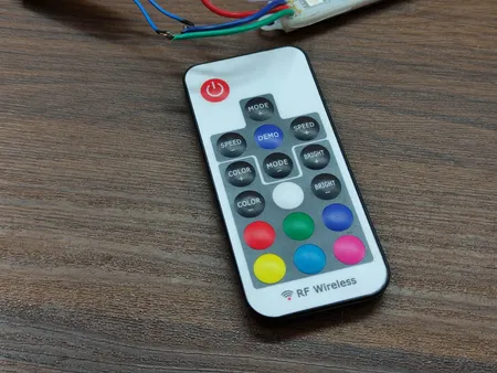 ریموت کنترل مدل RGB