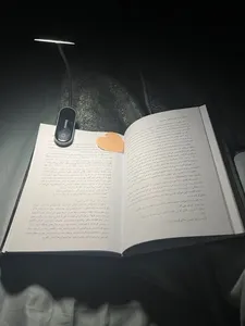 تجریه خرید چراغ مطالعه باسئوس مدل DGRAD-0G